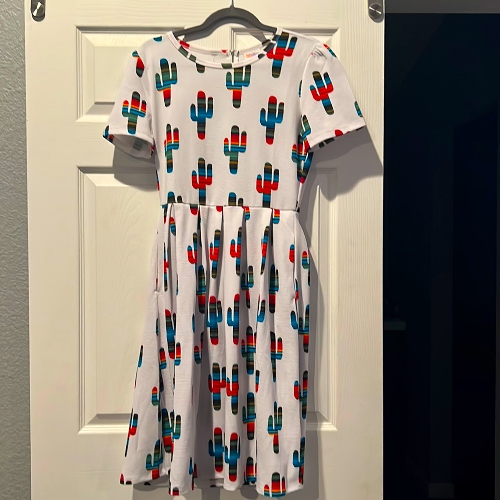 LuLaRoe cactus dress! Unique find and definitely a unicorn🌵